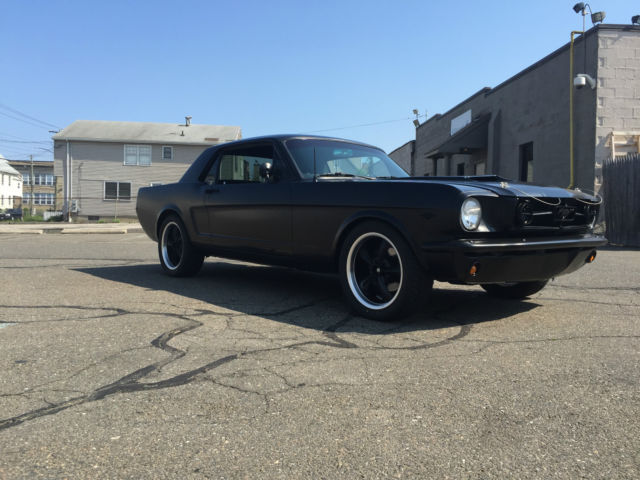 1965 Ford Mustang Couple Matte Black Original - CUSTOM CAR 1965 Ford Mustang