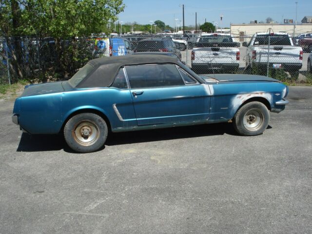1965 Ford Mustang - photo 2