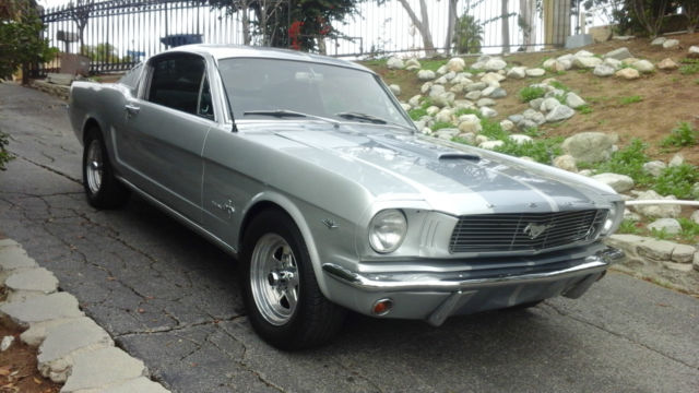 1965 Ford Mustang FASTBACK - photo 3