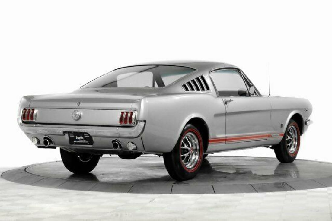 1965 Ford Mustang Fastback - photo 6