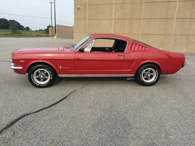 1965 Ford Mustang 2+2 fastback - photo 8