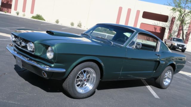 1965 Ford Mustang FASTBACK 2+2 289 4 SPEED A CODE! IVY GREEN METALLI - photo 2