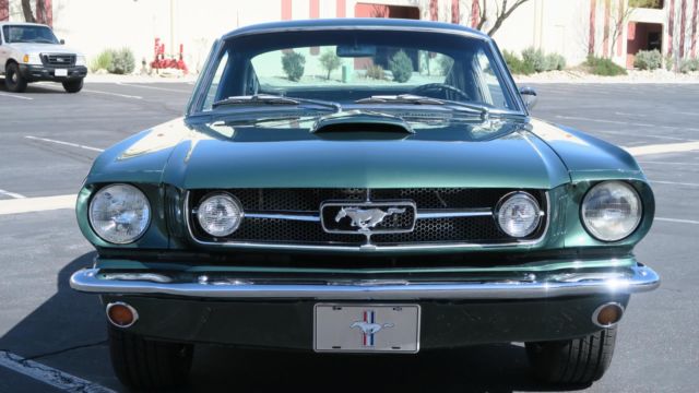 1965 Ford Mustang FASTBACK 2+2 289 4 SPEED A CODE! IVY GREEN METALLI - photo 5