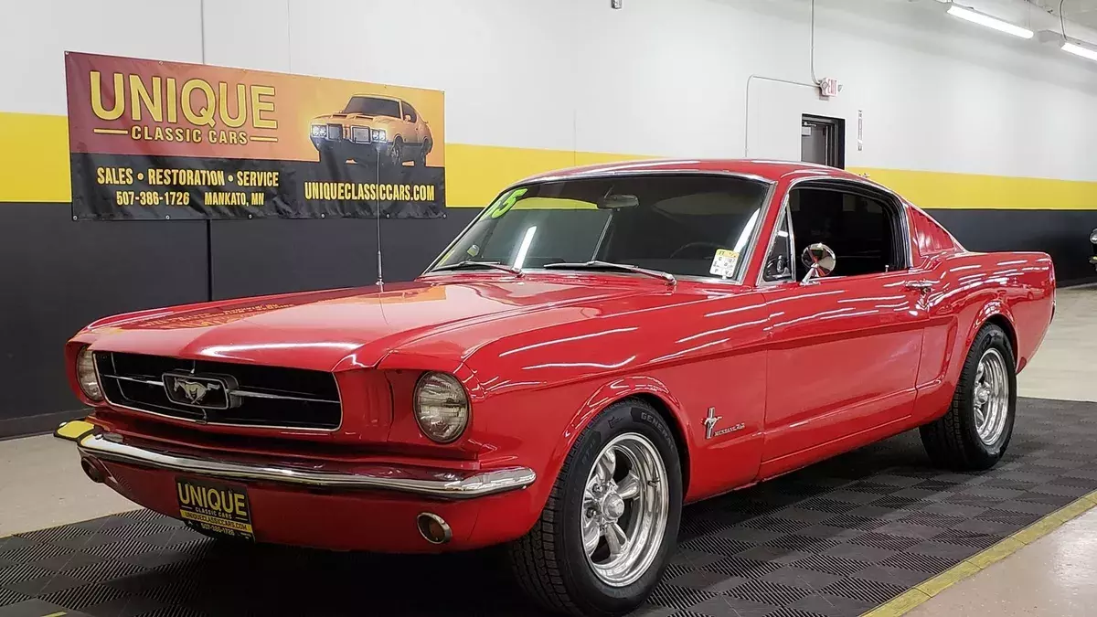 1965 Ford Mustang Fastback 2+2 289 V8 1965 Ford Mustang Fastback 2+2