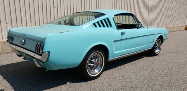 1965 Ford Mustang 2+2 FASTBACK 289 A CODE - photo 4