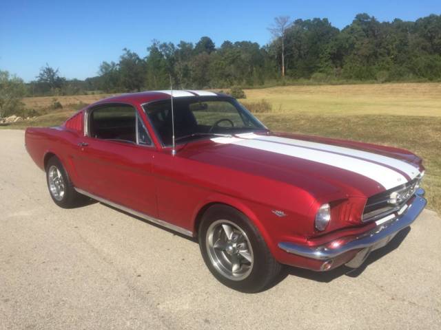 1965 Ford Mustang Fastback 2+2 A- Code 289V8 1965 Ford Mustang Base Fastback 2-Door