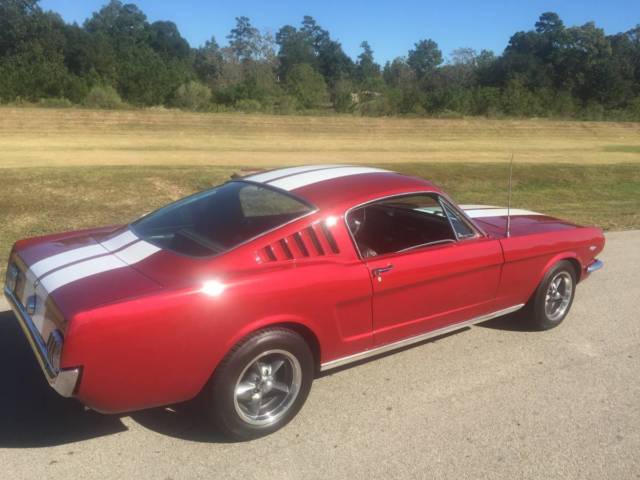 1965 Ford Mustang Base Fastback 2-Door - photo 2
