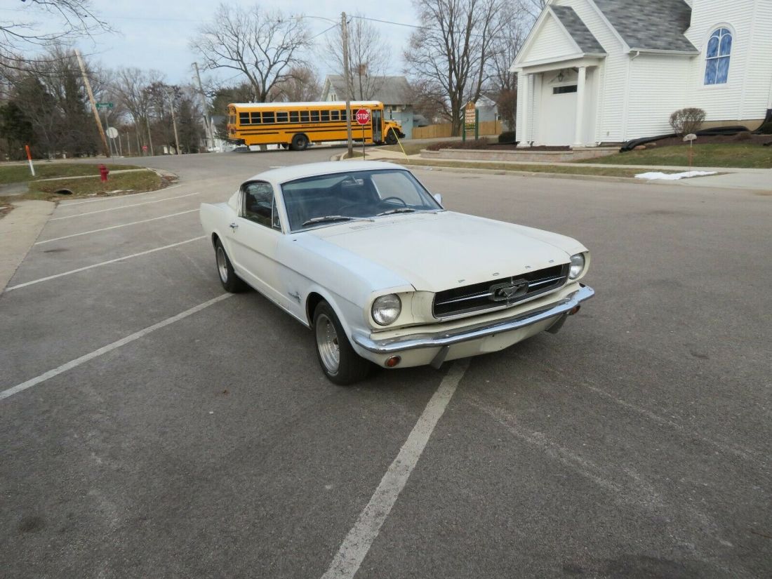 1965 Ford Mustang 2+2 FASTBACK GT - photo 4