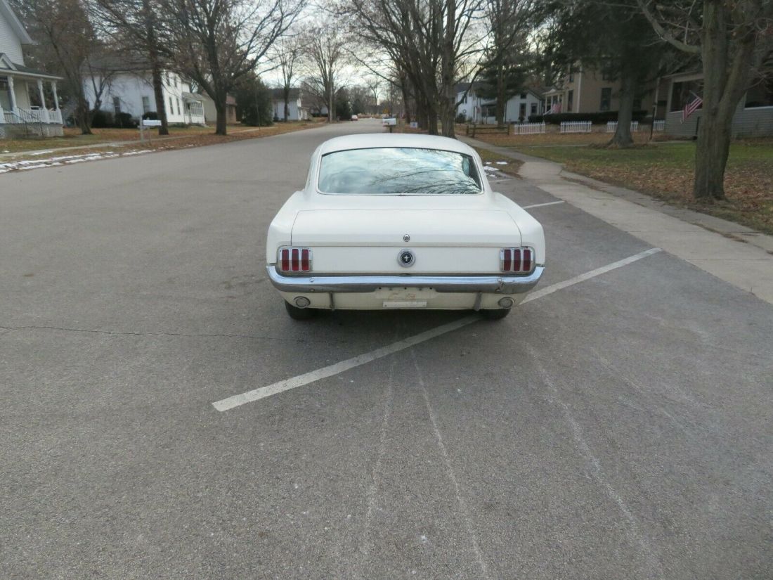 1965 Ford Mustang 2+2 FASTBACK GT - photo 7