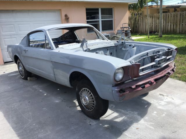 1965 Ford Mustang - photo 3
