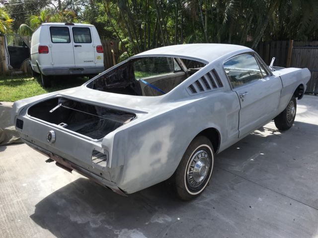 1965 Ford Mustang - photo 4