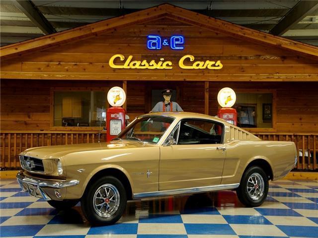 1965 Ford Mustang Fastback 2+2 – Prairie Bronze 1965 Ford Mustang --