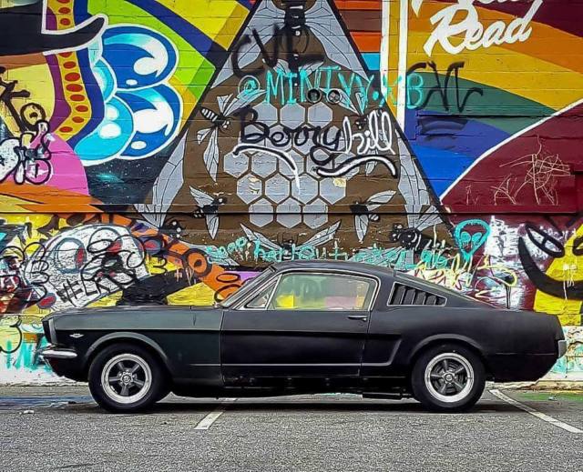 1965 Ford Mustang Fastback 2+2 Restomod daily driver EFI 5 speed ready to ride 1965 Ford Mustang 2+2
