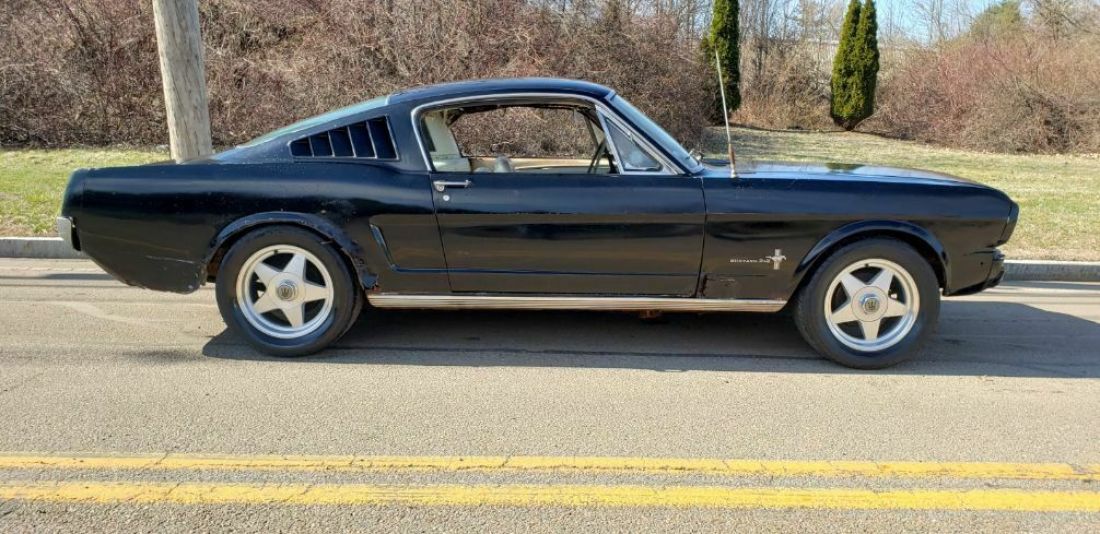1965 Ford Mustang FACTORY RAVEN BLACK CAR 1 FEMALE OWNER SINCE 1972