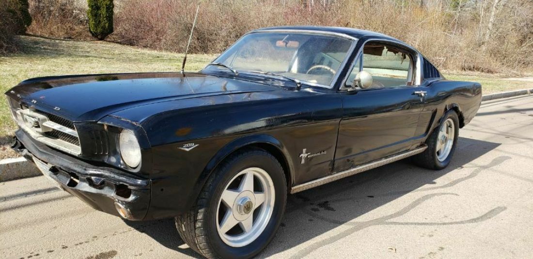 1965 Ford Mustang FACTORY RAVEN BLACK CAR 1 FEMALE OWNER SINCE 1972 - photo 4