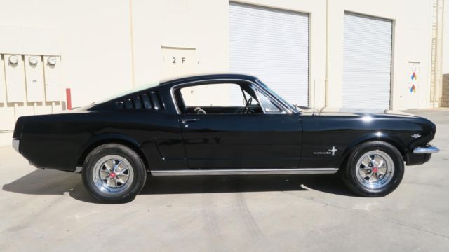 1965 Ford Mustang FASTBACK 289 C CODE! P/S! RAVEN BLACK! GT WHEELS! - photo 3