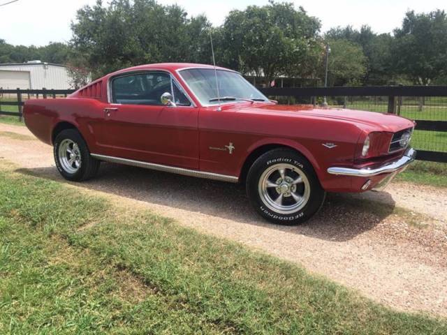 1965 Ford Mustang Fastback - 302ci, Auto, Console, Turnkey, New Rims/tires!! 1965 Ford Mustang Fastback