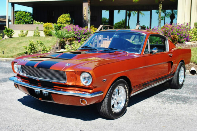 1965 Ford Mustang V8 - photo 2