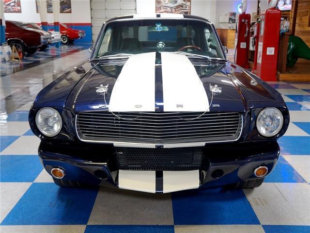 1965 Ford Mustang 392 crate / 5 Speed manual Trem - photo 12