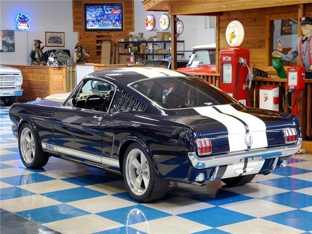 1965 Ford Mustang 392 crate / 5 Speed manual Trem - photo 4