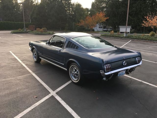 1965 FORD MUSTANG FASTBACK 4 SPEED 4 WHEEL DISK BRAKES A/C 1965 Ford Mustang