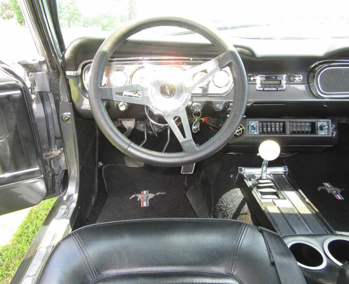 1965 Ford Mustang - photo 11