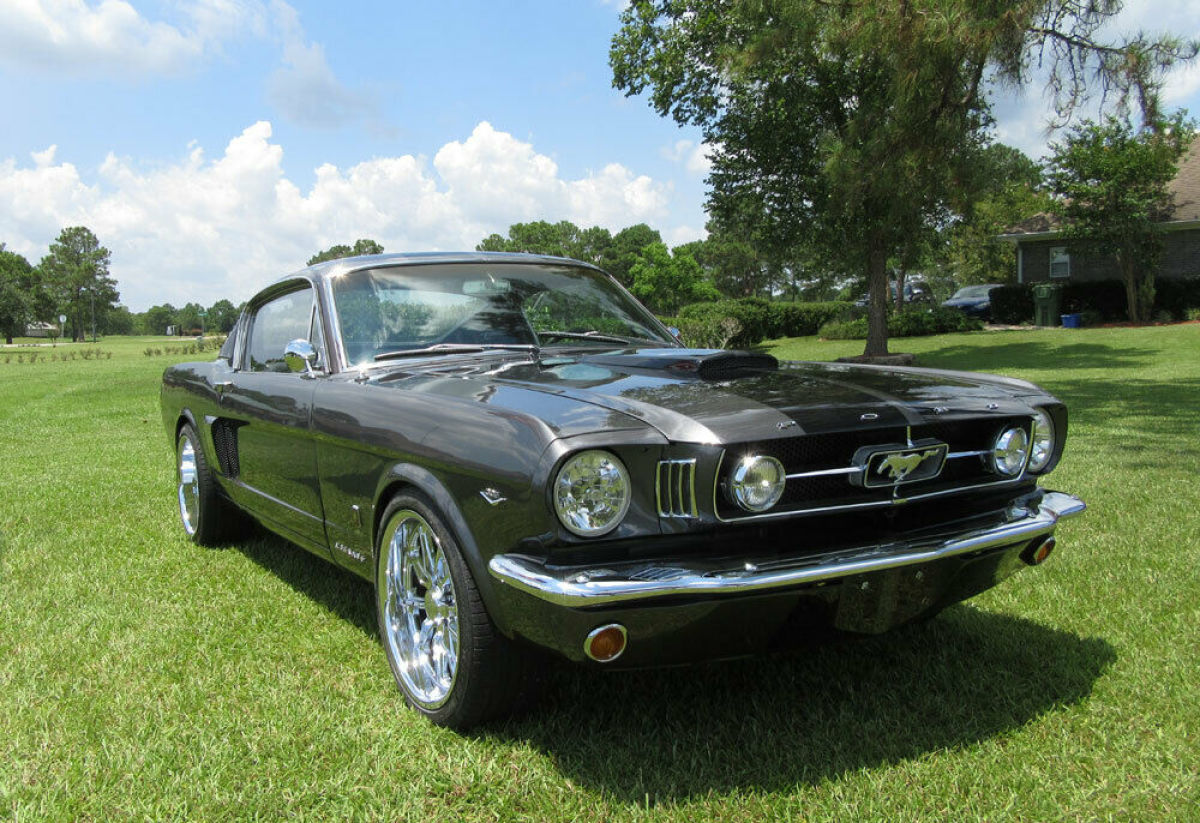 1965 Ford Mustang - photo 2