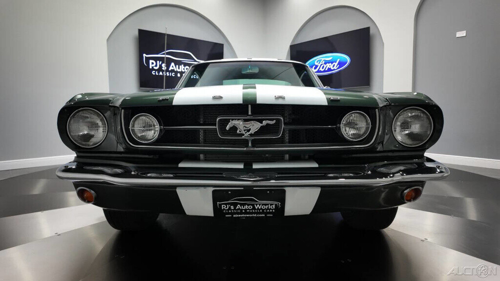 1965 Ford Mustang A Code Fastback, 4-Speed, Air Conditioning! - photo 10