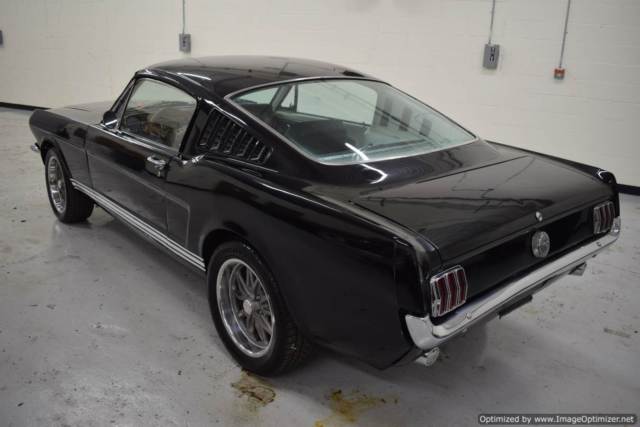 1965 Ford Mustang - photo 3