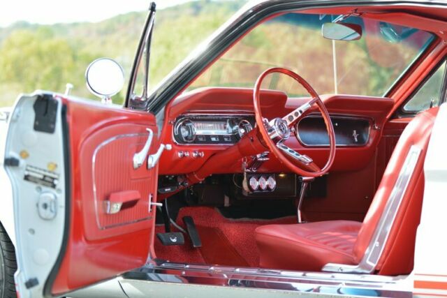 1965 Ford Mustang -- - photo 2