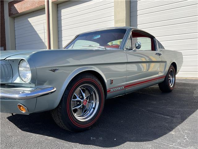 1965 Ford Gt 2 door - photo 4