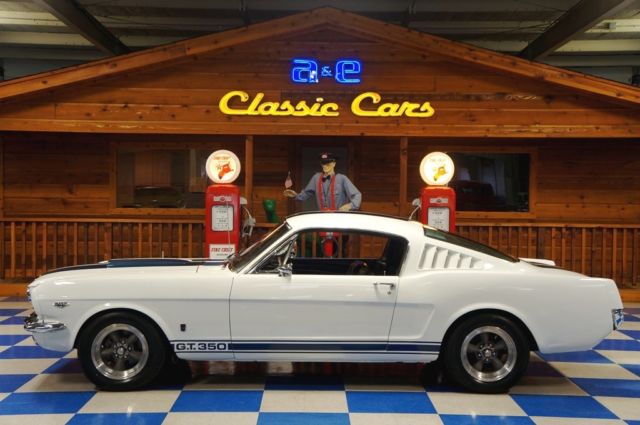 1965 Ford Mustang -- - photo 2
