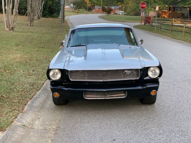 1965 Ford Mustang - photo 3
