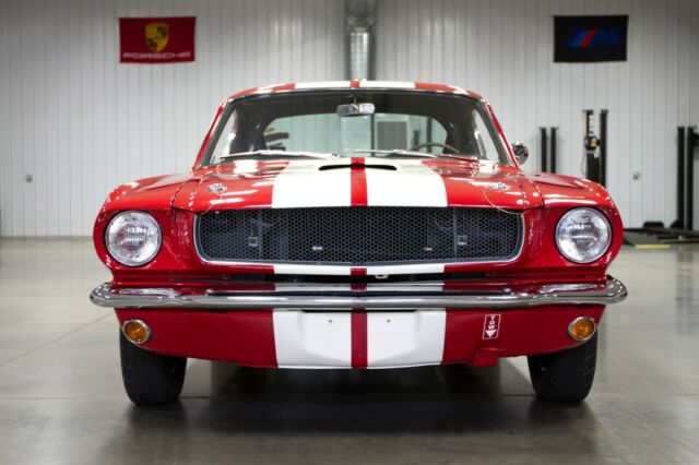 1965 Ford Mustang "Hugger Mugger" - photo 2