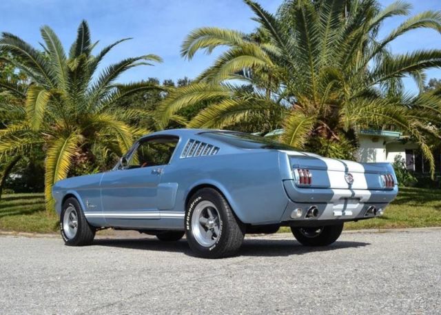 1965 Ford Mustang 5 speed manual overdrive transmission - photo 11