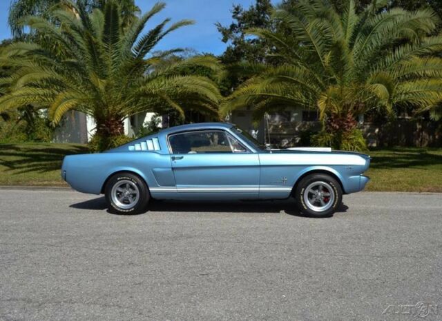 1965 Ford Mustang 5 speed manual overdrive transmission - photo 4