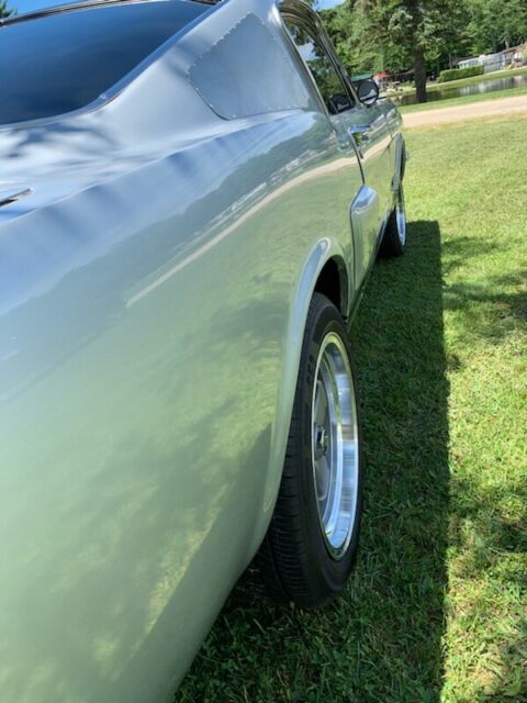 1965 Ford Mustang - photo 6