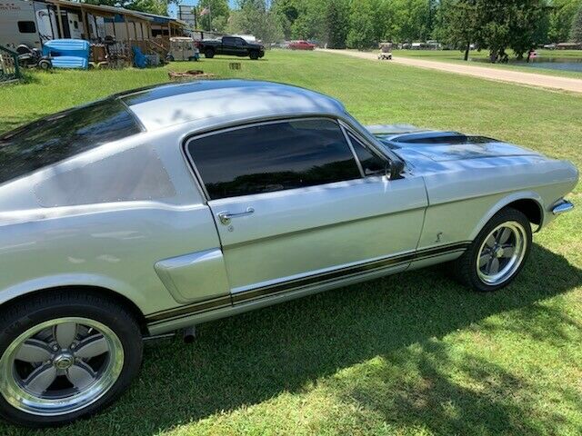 1965 Ford Mustang - photo 8