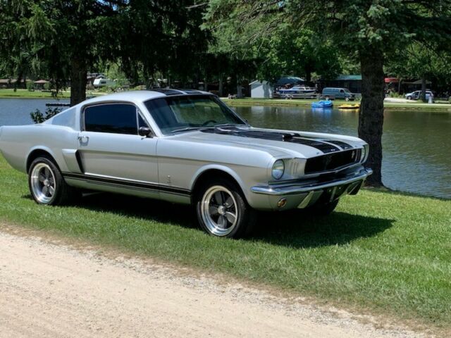 1965 Ford Mustang - photo 9