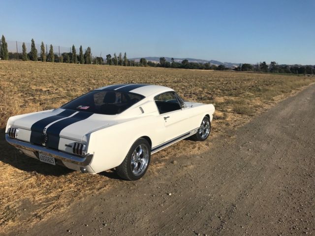 1965 Ford Mustang 2+2 - photo 4