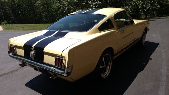 1965 Ford Mustang Fastback - photo 11
