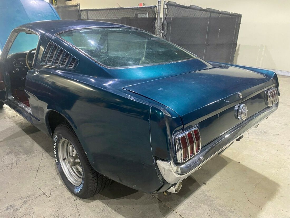 1965 Ford Mustang Fastback GT - photo 2
