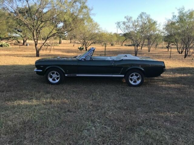 1965 Ford Mustang GT Convertible, A-code 289, 4-speed - photo 3