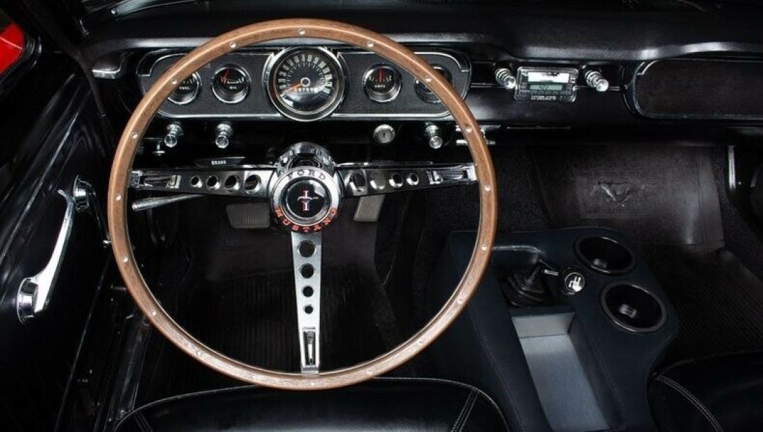 1965 Ford Mustang GT Convertible - photo 12