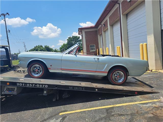 1965 Ford Mustang Convertible - photo 2