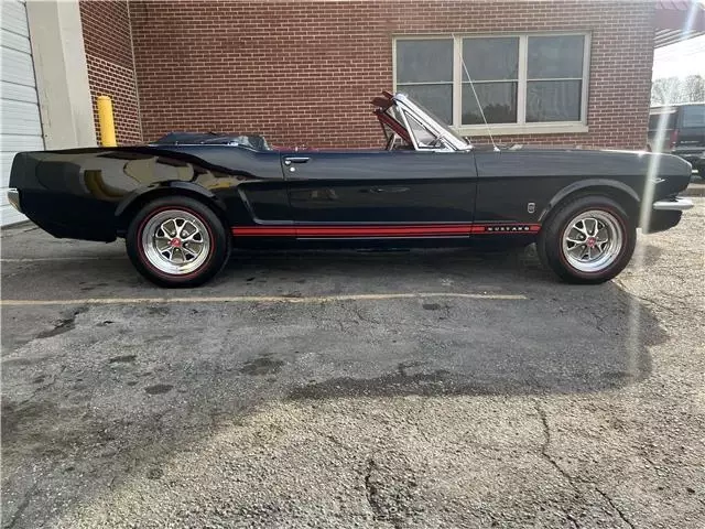 1965 Ford Mustang Gt Convertible Raven Black red deluxe interior 1965 Ford Gt 2 door