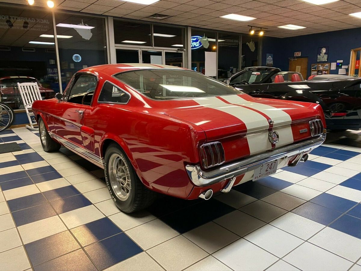 1965 Ford Mustang GT350 - photo 3