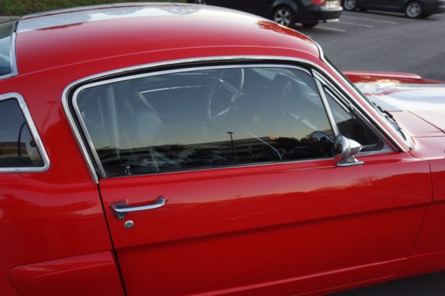 1965 Ford Mustang GT350 Fastback - photo 10