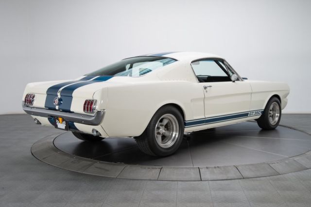 1965 Ford Mustang GT350 - photo 2