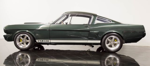 1965 Ford Mustang Shelby GT350R Competition Fastback - photo 3